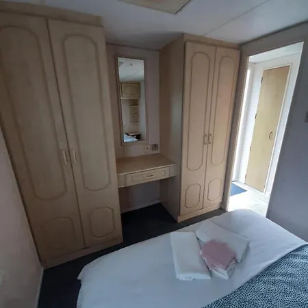 Gosp. Agroturystyczne Stary Gaj 펜션 *