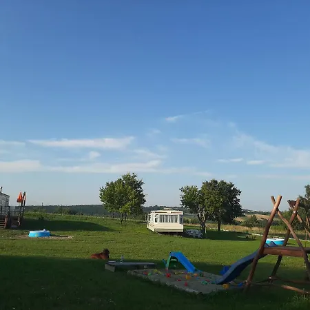 Gosp. Agroturystyczne Stary Gaj 펜션 Zerkowice