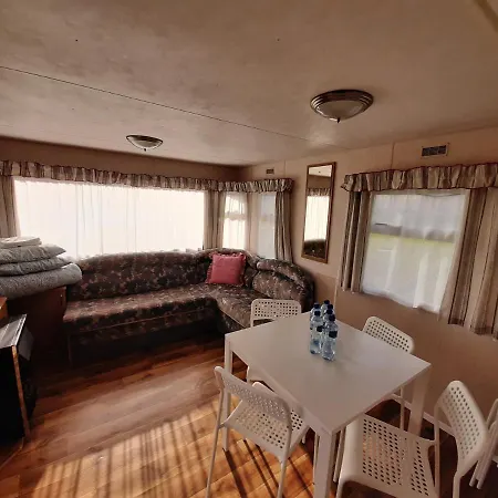 Gosp. Agroturystyczne Stary Gaj 펜션